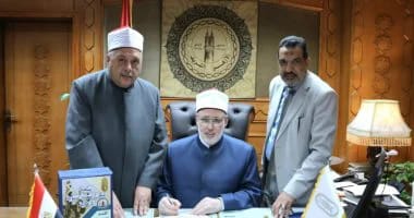 بالأسماء.. وكيل الأزهر يعلن أوائل القسم الأدبي بالشهادة الثانوية الأزهرية