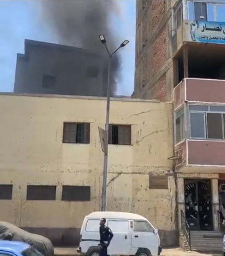 حريق يلتهم مدرسة صلاح سالم الإعدادية بسوهاج 