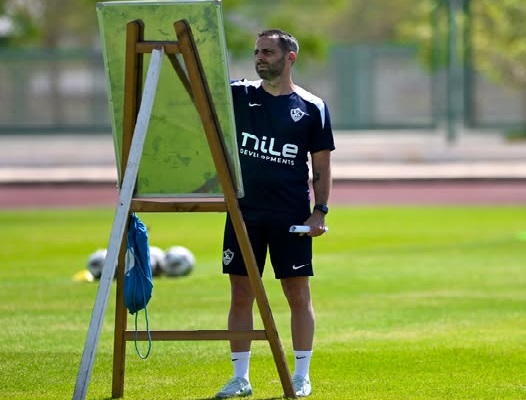 الزمالك يُنهي معسكر العاصمة الإدارية بمحاضرة فنية من فيريرا
