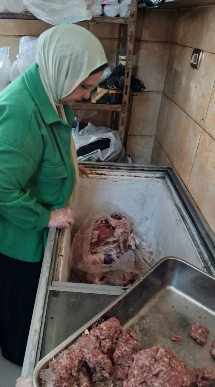 ضبط أكثر من 2 طن لحوم ودجاج غير صالحة للاستهلاك في الدقهلية