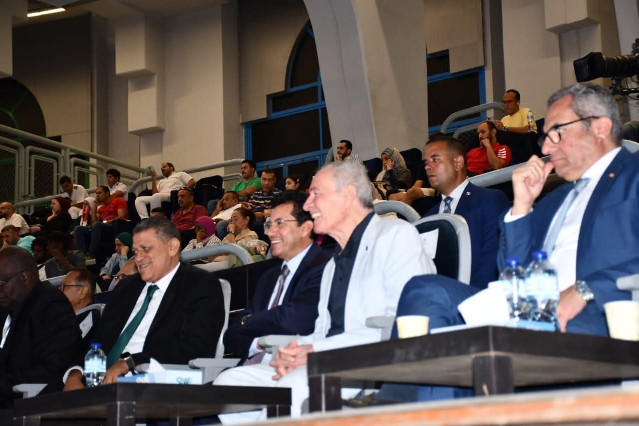 وزير الشباب والرياضة يشهد ختام بطولة العالم لكرة اليد تحت 19 عاما