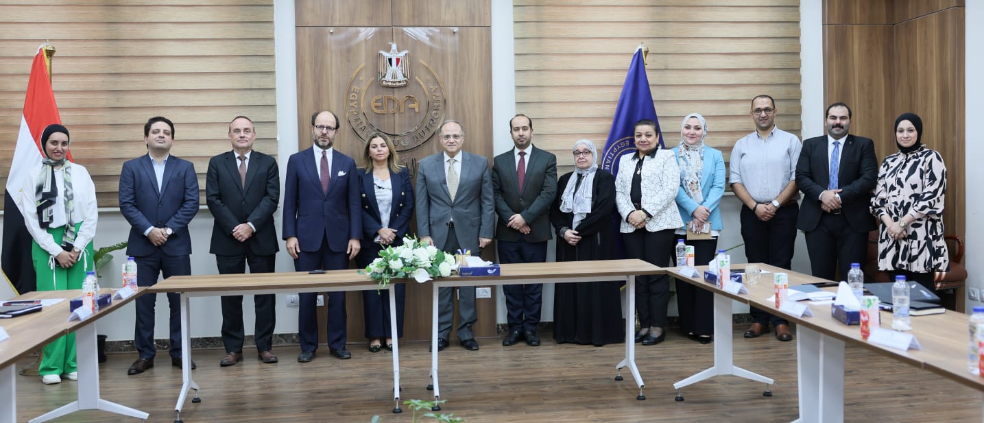 رئيس هيئة الدواء  يبحث  مع وفد صندوق الأمم المتحدة للسكان آليات توطين وسائل تنظيم الأسرة