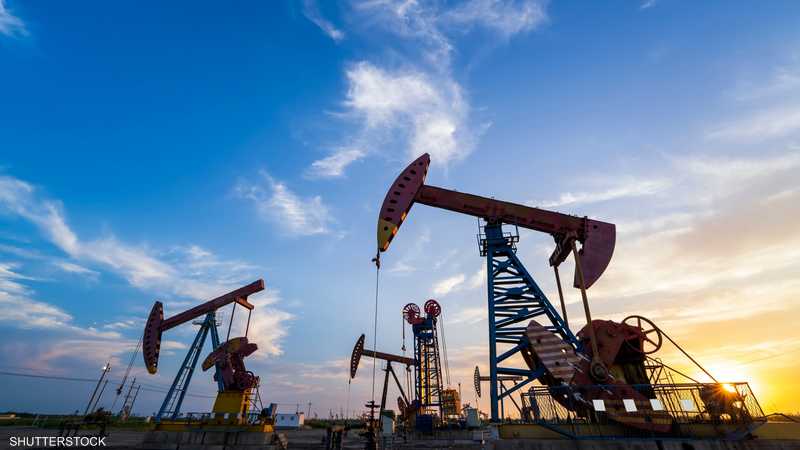 أسعار النفط تواصل الصعود وخام برنت فوق الـ70 دولارا