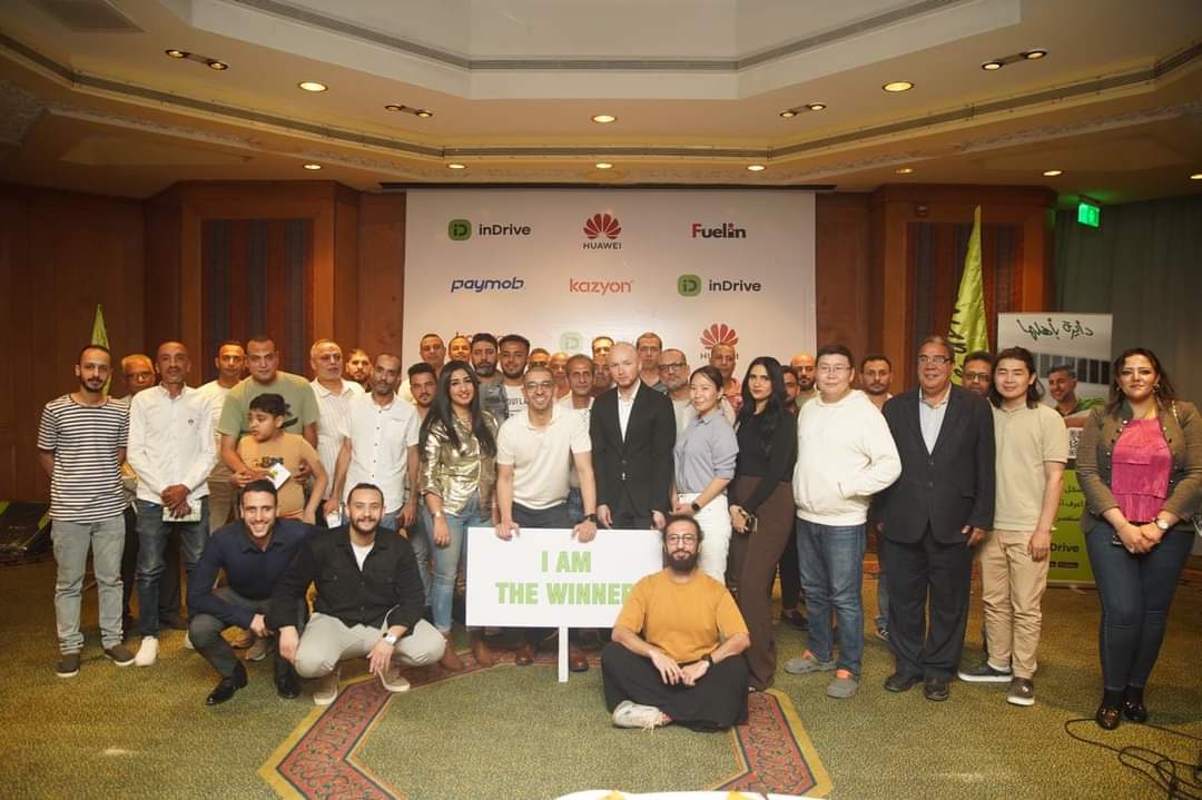 اندرايف تحتفل بالسائقين الفائزين في مسابقة العمرة  