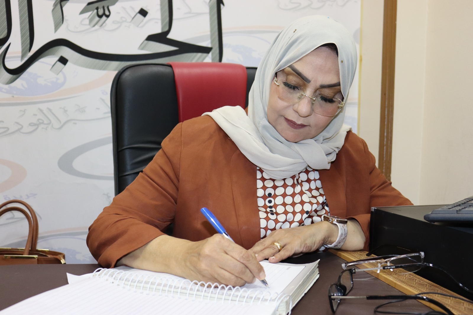 منى صدقي تكتب: الأيتام والأرامل وأموال القصر والحوار الوطني