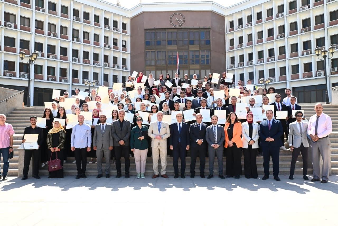 جامعة أسيوط تختتم مبادرة 