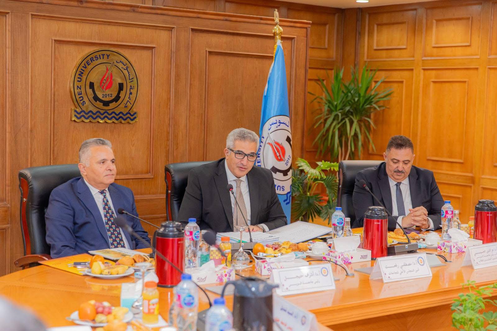 المجلس الأعلى لشئون التعليم والطلاب يعقد اجتماعه الدوري بجامعة السويس
