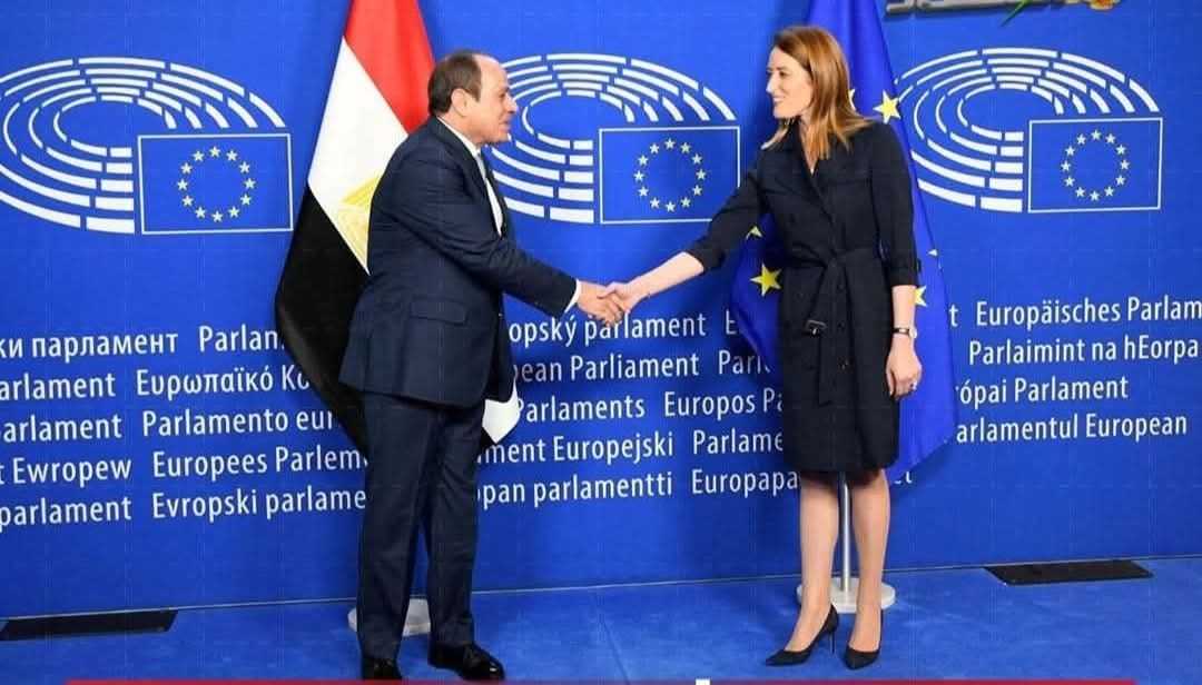 السيسي يبحث مع رئيسة البرلمان الأوروبي في بروكسل سبل تثبيت وقف الحرب في غزة ودعم السلام