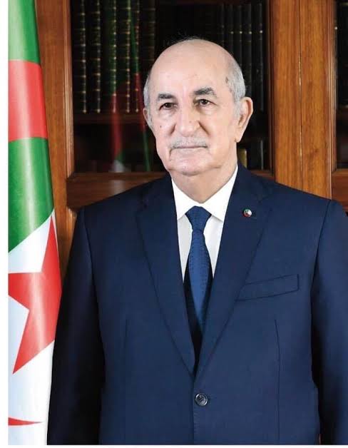 الرئيس الجزائرى يعلن عن زيادات فى المعاشات بمناسبة اليوم العالمى للعمال