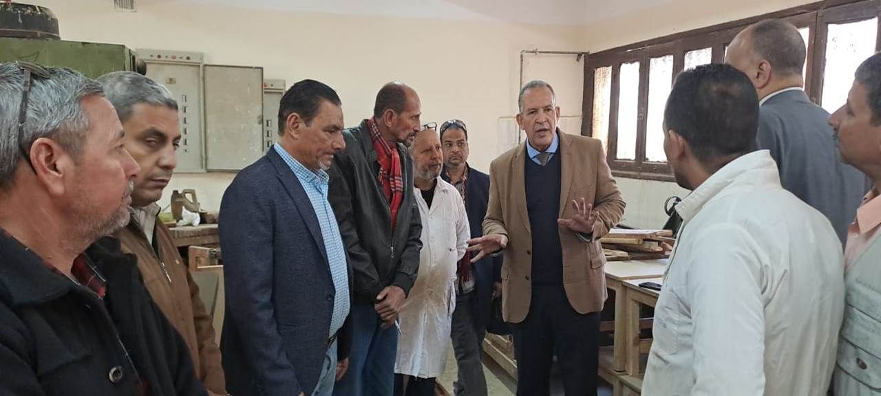  وكيل وزارة التربية والتعليم يتفقد بعض مدارس إدارة ديروط التعليمية