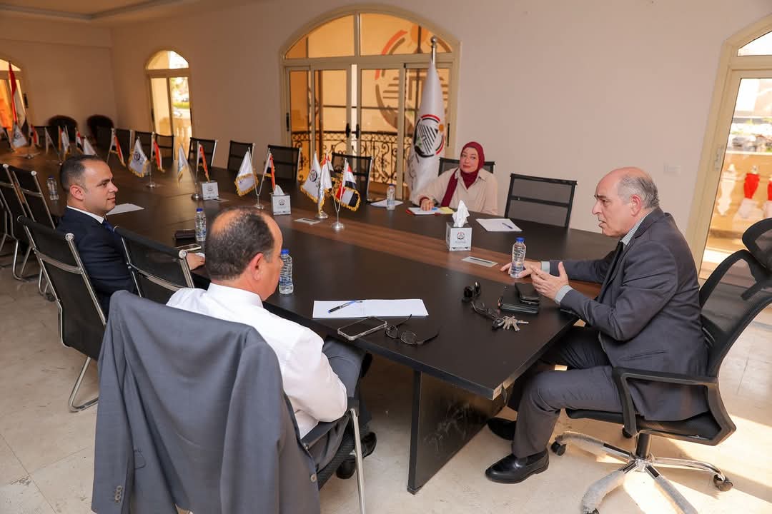 أمانة الطاقة والتعدين بـ