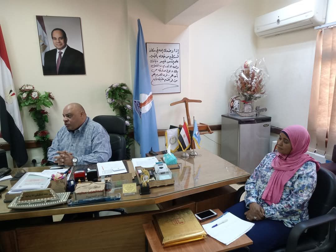 تعليم البحر الأحمر تستعد لامتحانات النقل وتعميم نظام «البوكليت» للشهادة الاعدادية