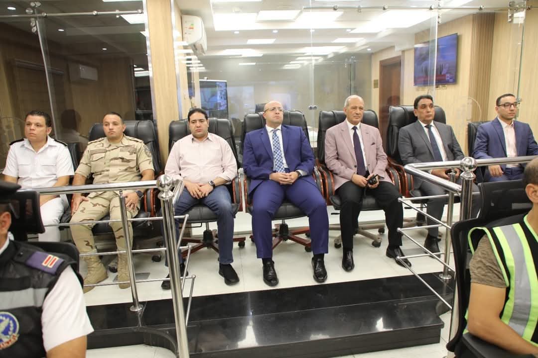 غنيم يُتابع من مركز السيطرةانتظام عملية التصويت في ثاني أيام جولة الإعادة لانتخابات الشيوخ 2025  