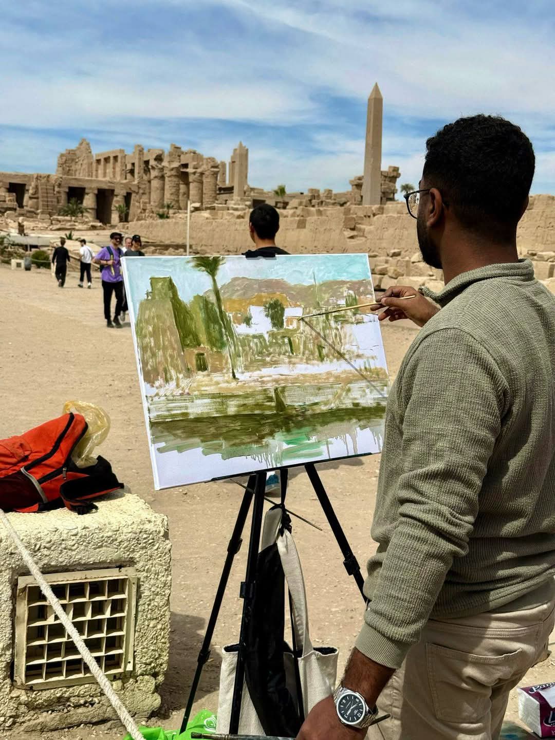 لليوم الثانى .. فعاليات ملتقى الورش الفنية في المدن التراثية والمحافظات السياحية بمعبد الكرنك بمحافظة الأقصر