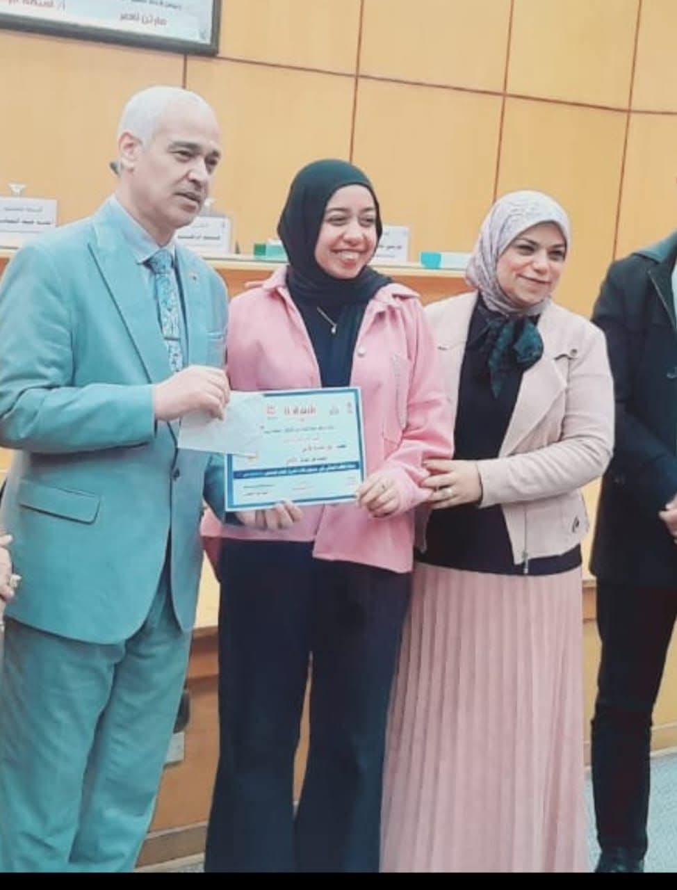 أبطال التحدي في جامعة أسيوط.. روان محمود رفاعي نموذج مشرف للإرادة والتميز