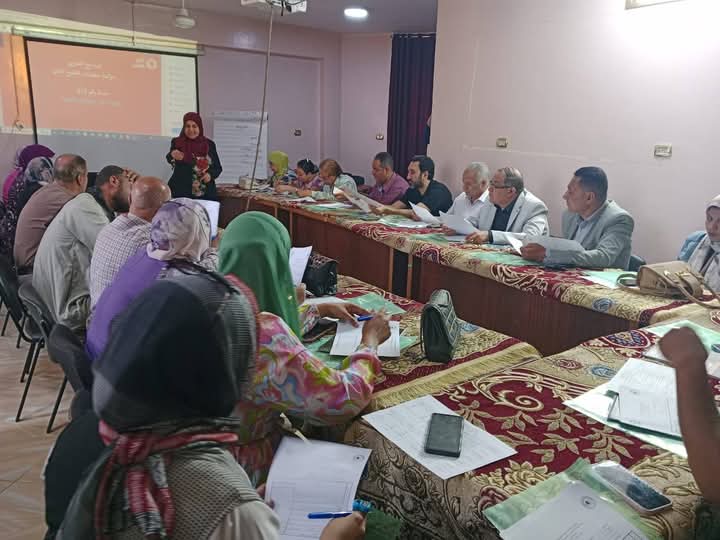 الجمعية المصرية للتنمية الإنسانية بسوهاج تقيم دورة تدريبية كبرى عن الحوكمة بالتنسيق مع كير