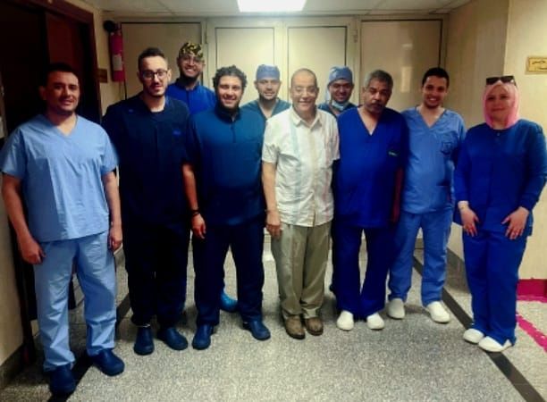 فريق طبي بقسم جراحة المخ والأعصاب بجامعة أسيوط ينجح في إجراء أول جراحة من نوعها بصعيد مصر باستخدام مضخة ”الباكلوفين”
