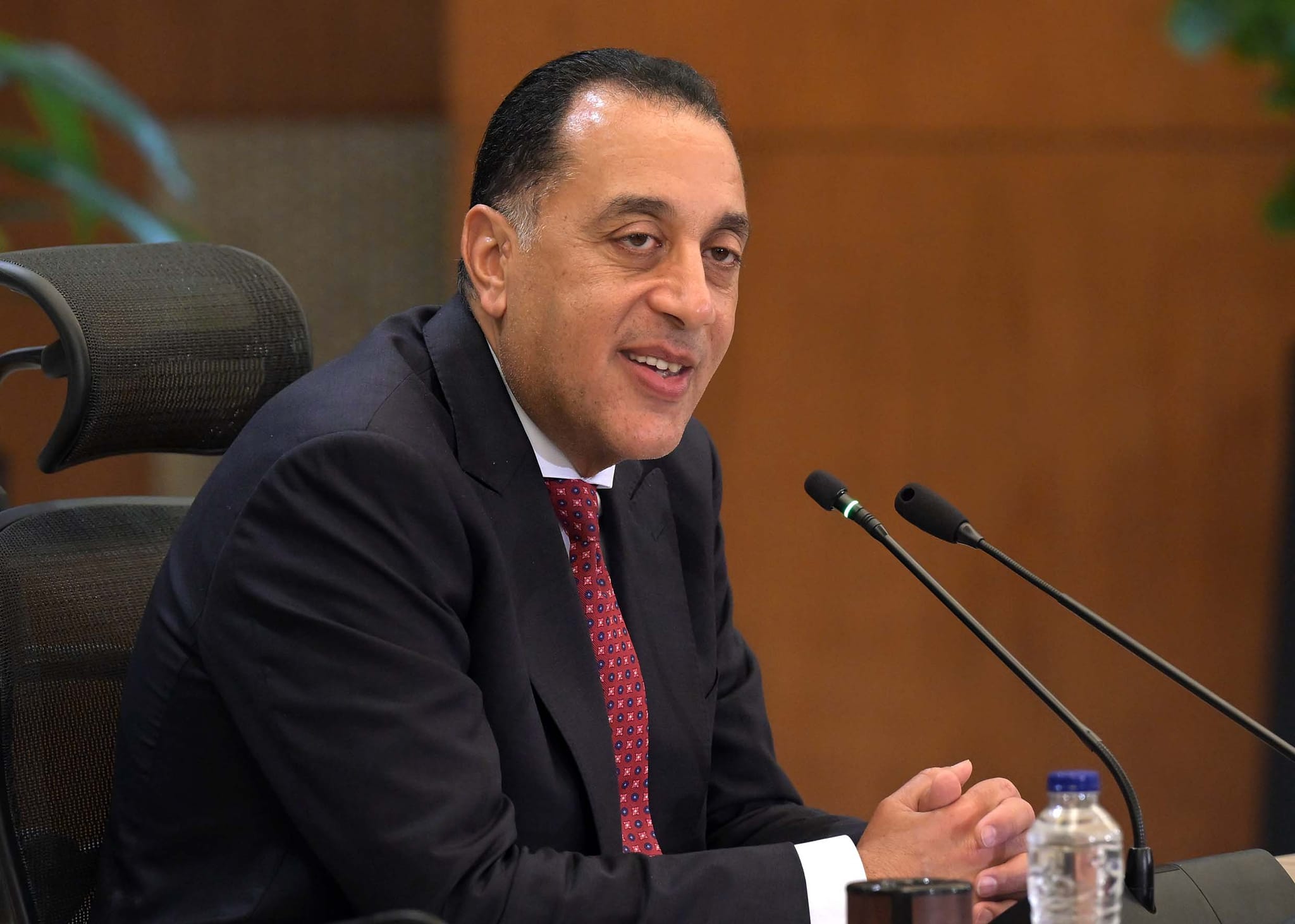 رئيس جماعة أسيوط يستقبل رئيس الوزراء 