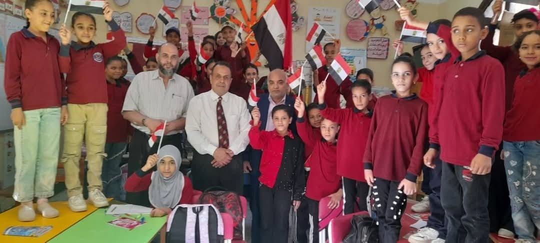 مدارس التعليم المجتمعي بسوهاج تحتفل بذكرى انتصارات أكتوبر المجيدة