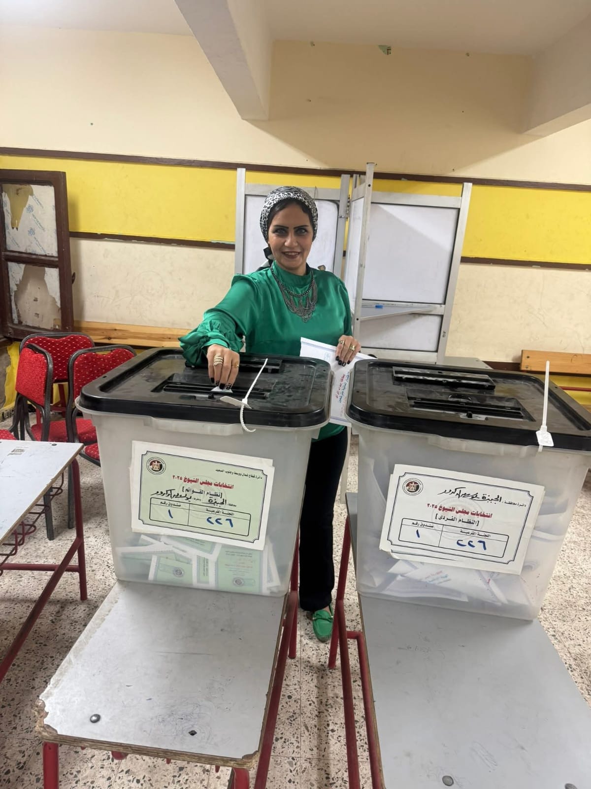 إيناس هلال: تدلى بصوتها فى إنتخابات مجلس الشيوخ ... وتشيد بحُسن التنظيم