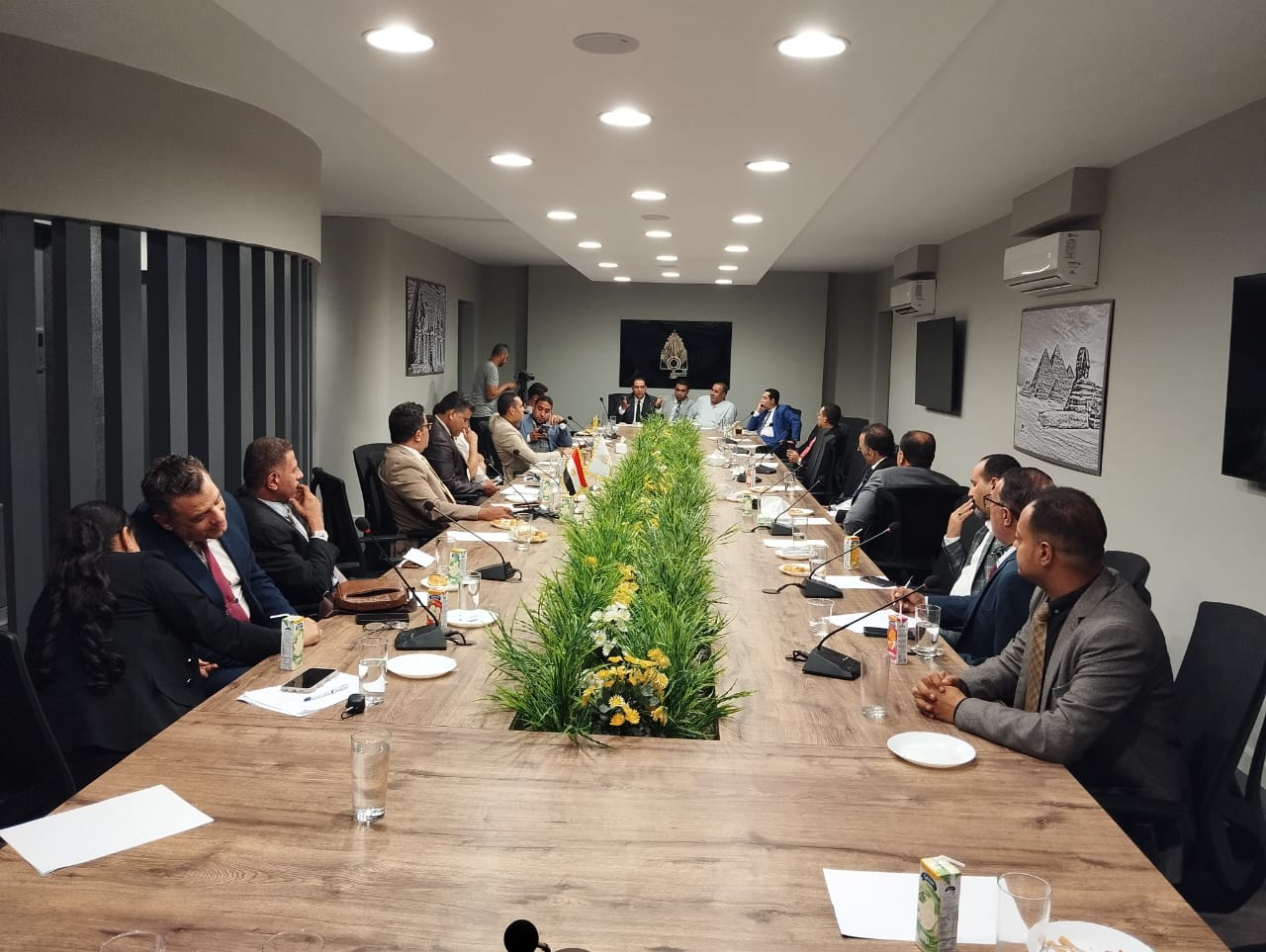 حزب مصر 2000: يطرح برنامجاً شاملاً ورؤية لحكومة سياسية في 