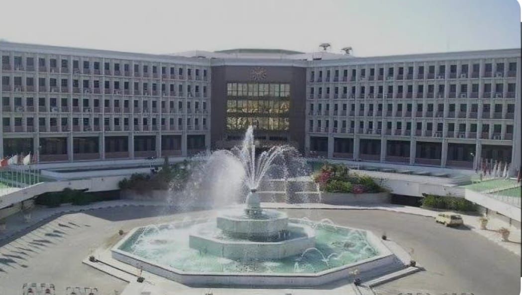 انتظام الدراسة بجامعة أسيوط عقب إجازة عيد الفطر المبارك وعقد امتحانات منتصف الفصل الدراسي