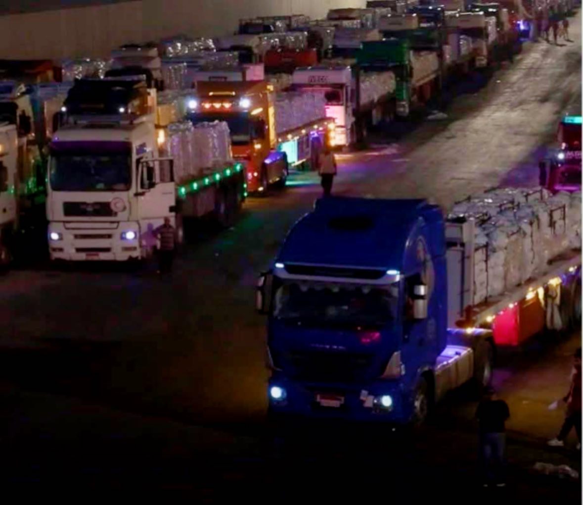 مصر تطلق قوافل مساعدات عاجلة الى غزة لتخفيف المعاناة الانسانية