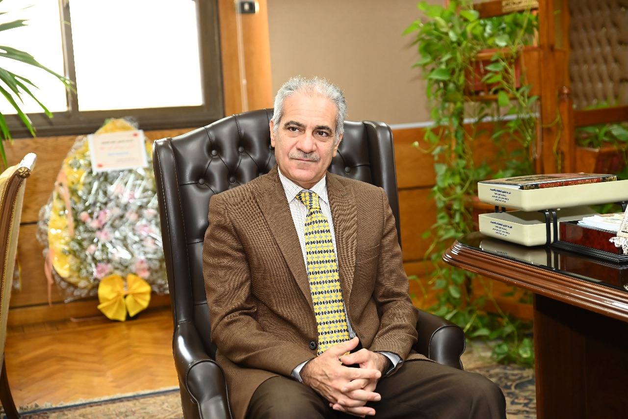 رئيس جامعة أسيوط يوقع بروتوكول تعاون مع رئيس جامعة أسوان لتفعيل برامج الدراسات العليا الأكاديمية