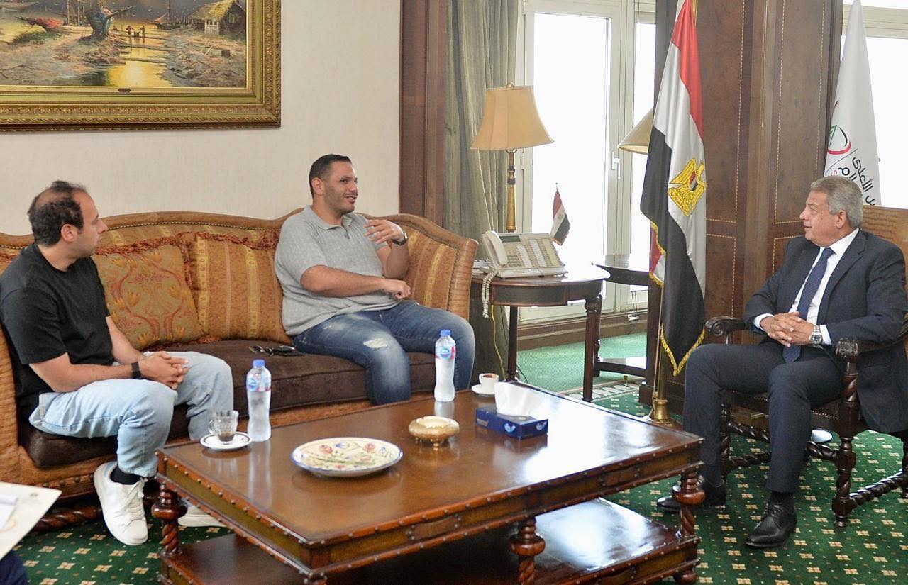 رئيس الأعلى للإعلام يلتقي الدحيح لتعزيز المحتوى الرقمي الهادف