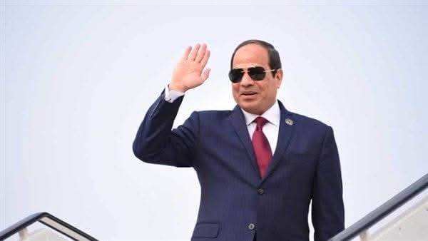 الرئيس السيسي يغادر الكويت والأمير مشعل في مقدمة مودعيه بالمطار الأميري