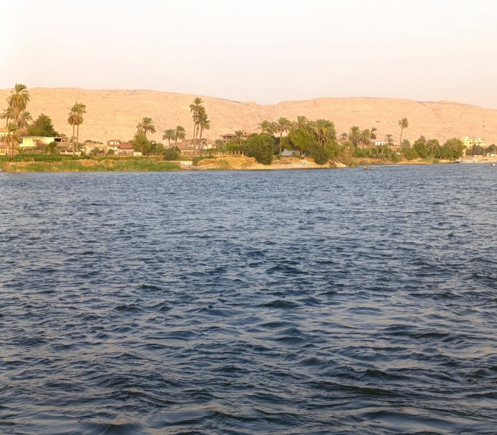 ثلاثينية تحاول إنقاذ أبن شقيقتها من الغرق فتلحق بة غرقآ بمياه نهر النيل بمركز طهطا بسوهاج 