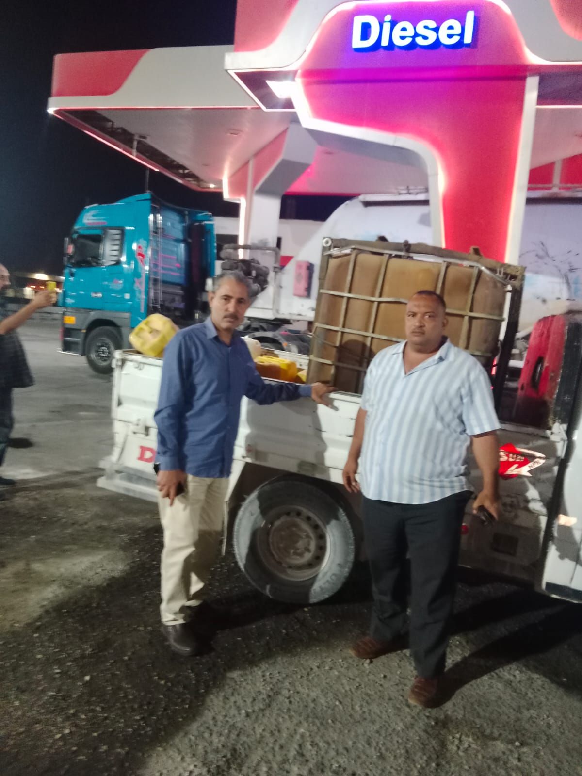 ضبط محطة وقود جمعت وتصرفت في 28 ألف لتر سولار وبنزين بالسوق السوداء