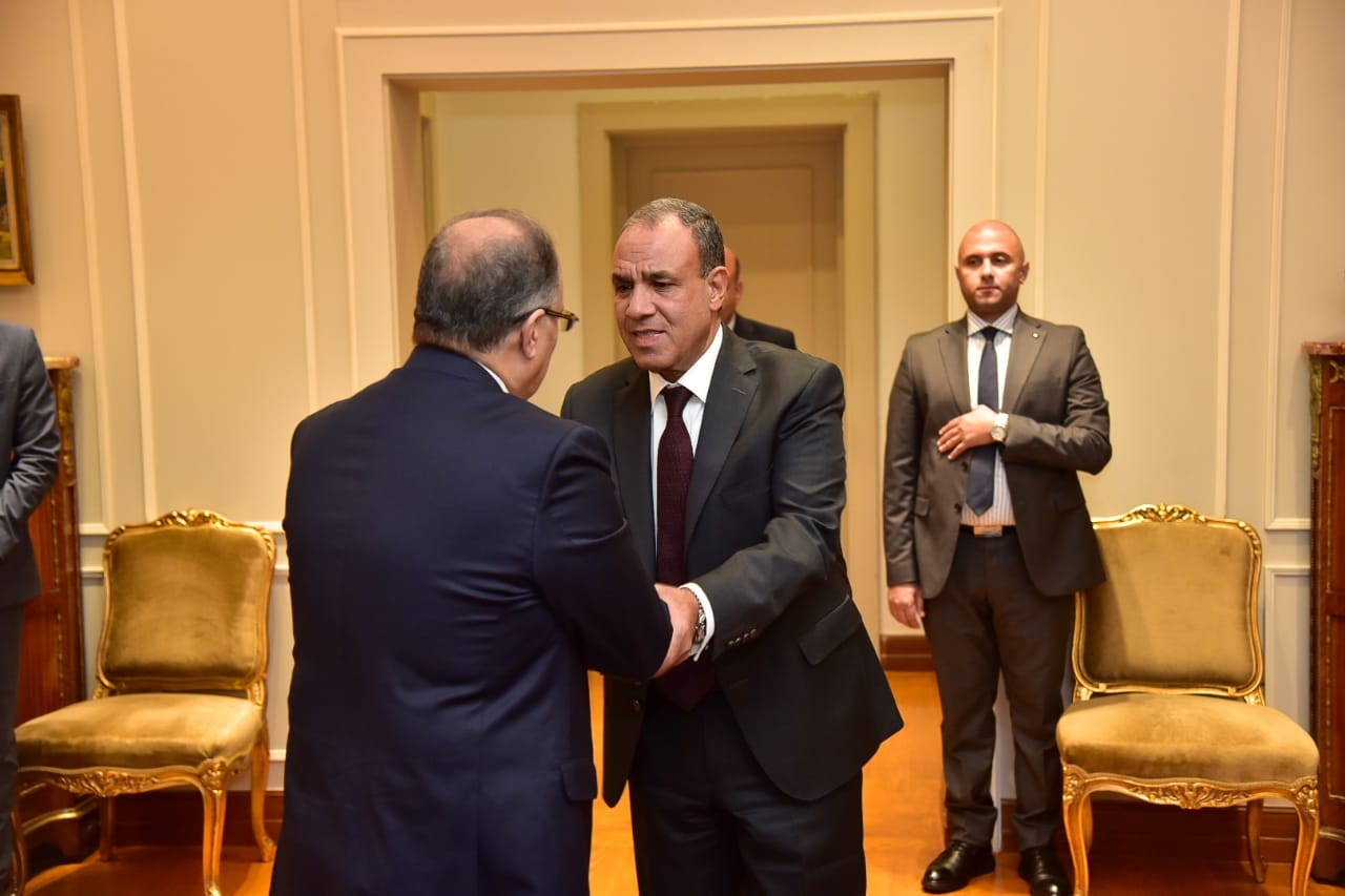 رئيس هيئة الدواء المصرية يعقد اجتماعاً مع وزير الخارجية لبحث التعاون الدولي في قطاع الدواء