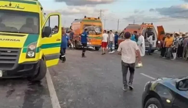 إصابة 6 أشخاص أثر حادث تصادم سيارتين على الطريق الإقليمي بالشرقية