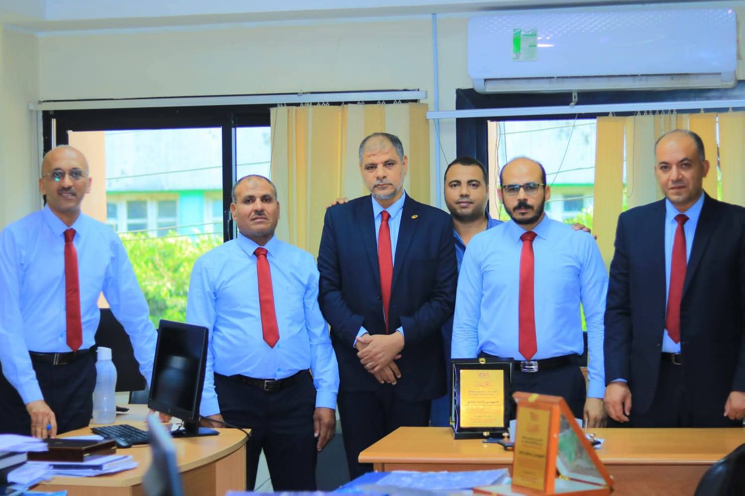 تكريم موظفي الهيئة العامة للتنمية الصناعية بسوهاج.. جهود تستحق التحية  