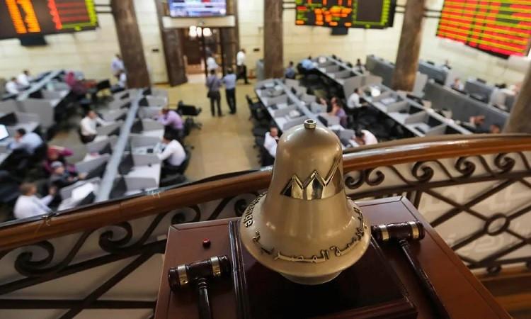 5 مايو 2025.. البورصة تتحول إلى الخسائر مع عمليات جني أرباح محدودة