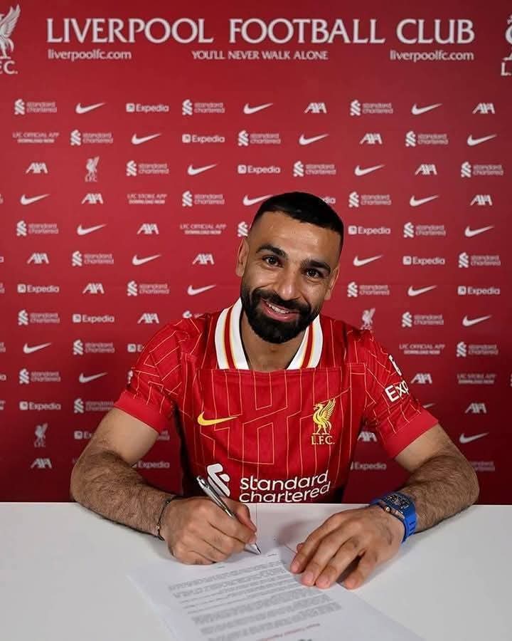 خبر عاجل: محمد صلاح يمدد عقده مع ليفربول حتى 2027 براتب قياسي  الجمعة، 11 أبريل 2025