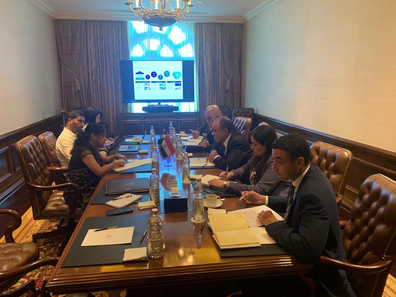 وزير الخارجية يلتقي الرئيسة الإقليمية لشركة Tata Sons