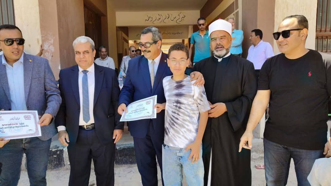 مدرسه بلال بن رباح الإعدادية بنويبع تحتفل  بختام الانشطه