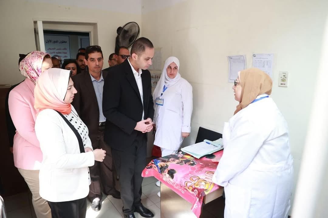 نائب وزير الصحة يتفقد منشآت صحية بمحافظة دمياط ويعقد اجتماعًا مع نائب المحافظ