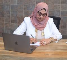 منى صدقى تكتب : مصر ستظل شامخة رغم المحن الكبيرة  والمؤمرات الخارجية والداخلية 