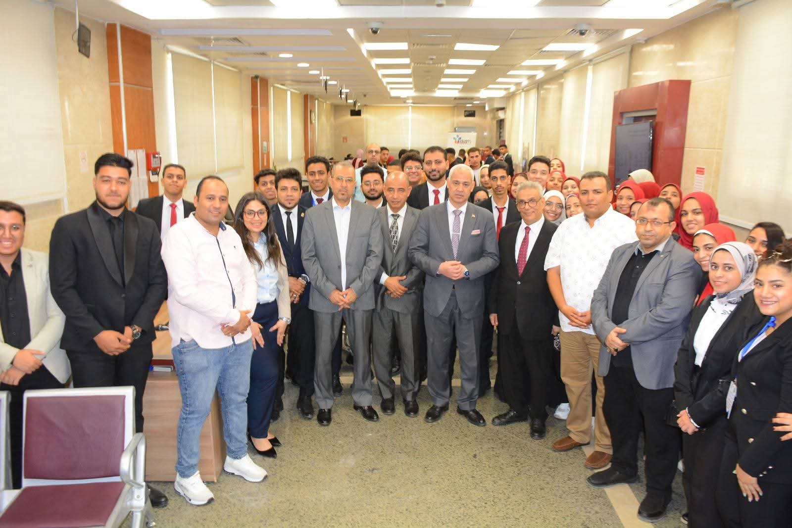 تدريب طلاب كلية التجارة جامعة أسيوط ببنك مصر ضمن فعاليات ورشة محاكاة النظام المصرفي