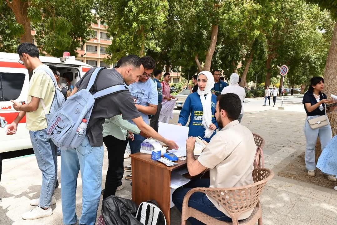 جامعة أسيوط تطلق حملة للتبرع بالدم تحت شعار: 