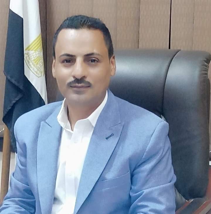 رئيس مركز ومدينه اخميم   يهنئ القيادة السياسية  والأمة الإسلامية بعيد الفطر المبارك