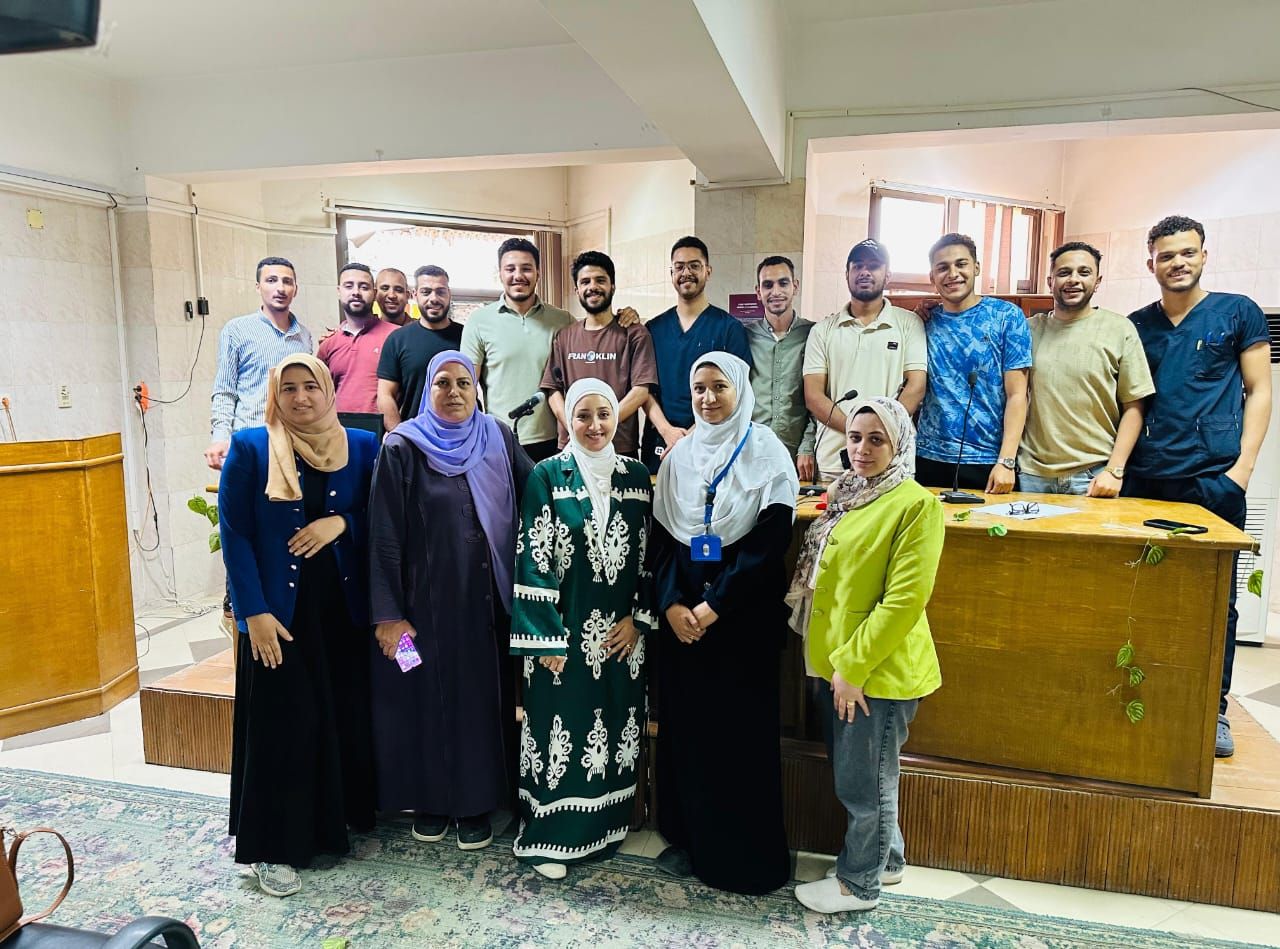 مستشفى جراحة المسالك البولية بجامعة أسيوط ينظم تدريب لتأهيل التمريض الجدد 