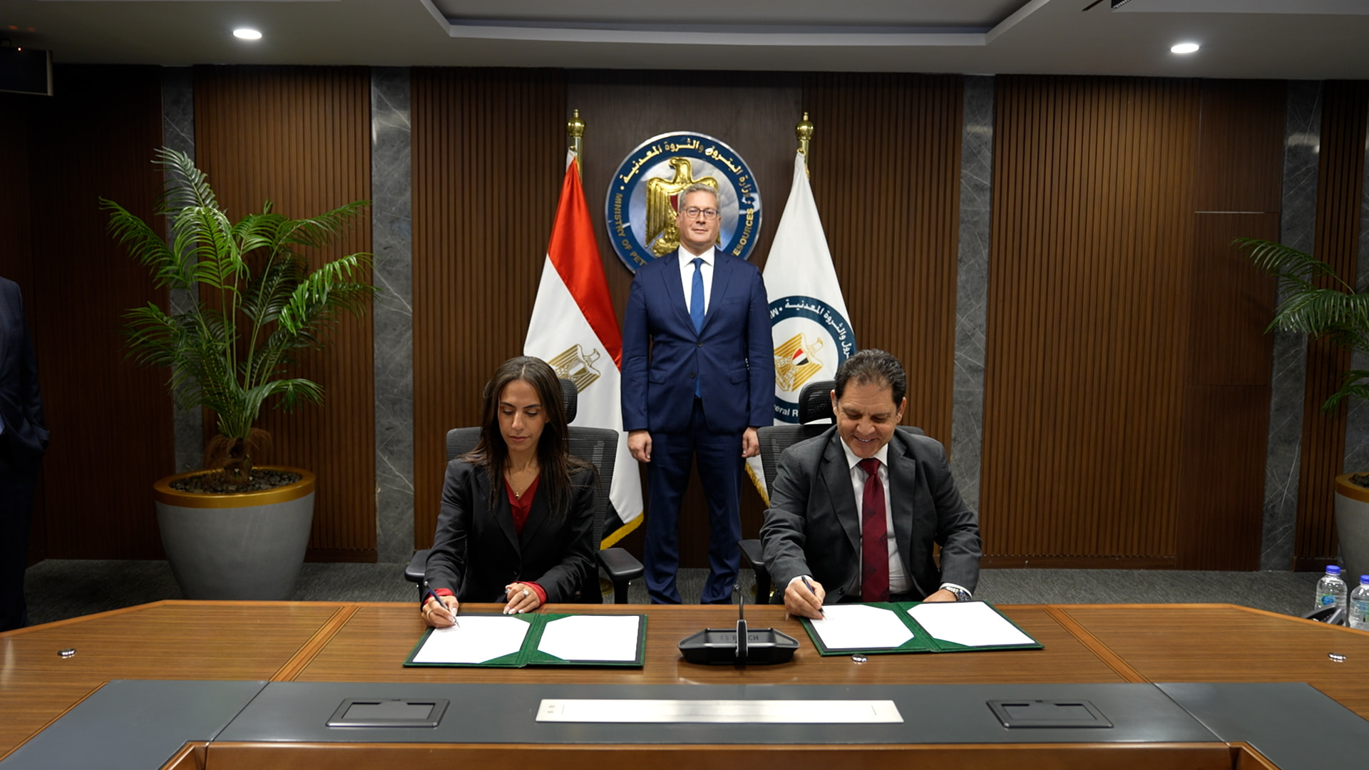 وزير البترول والثروة المعدنية يشهد توقيع اتفاقية إطارية للشراكة مع القطاع الخاص المصري في مشروعات تصنيع الفوسفات