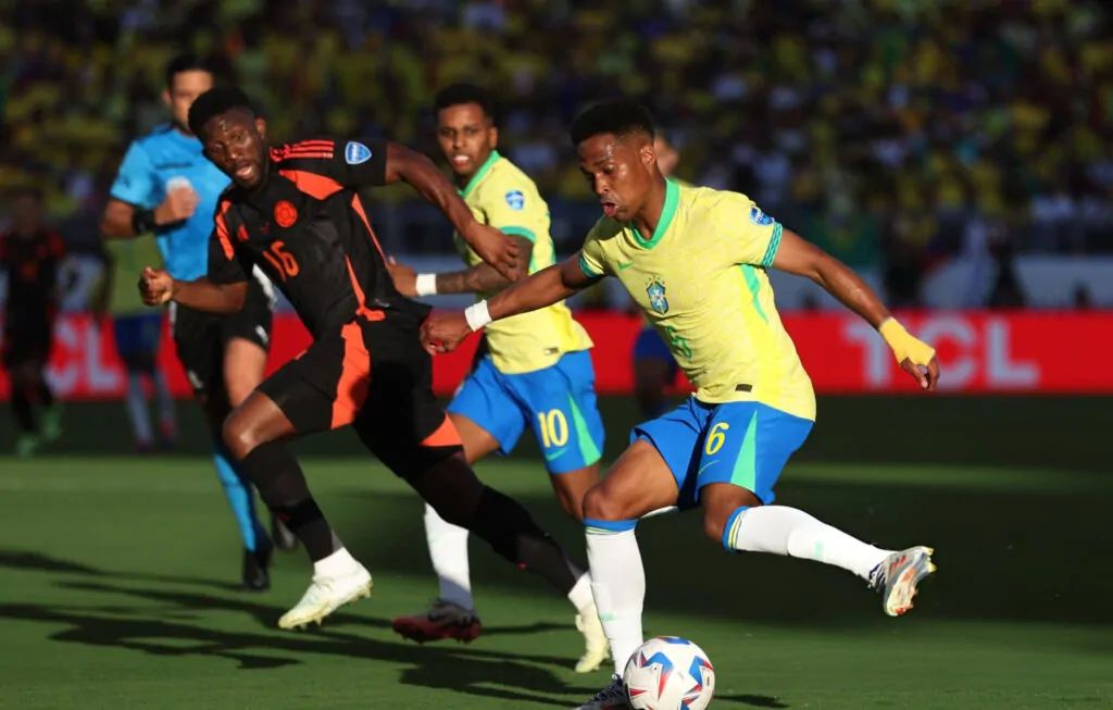 تعرف على القنوات الناقلة لمباراة البرازيل واليابان.. اليوم