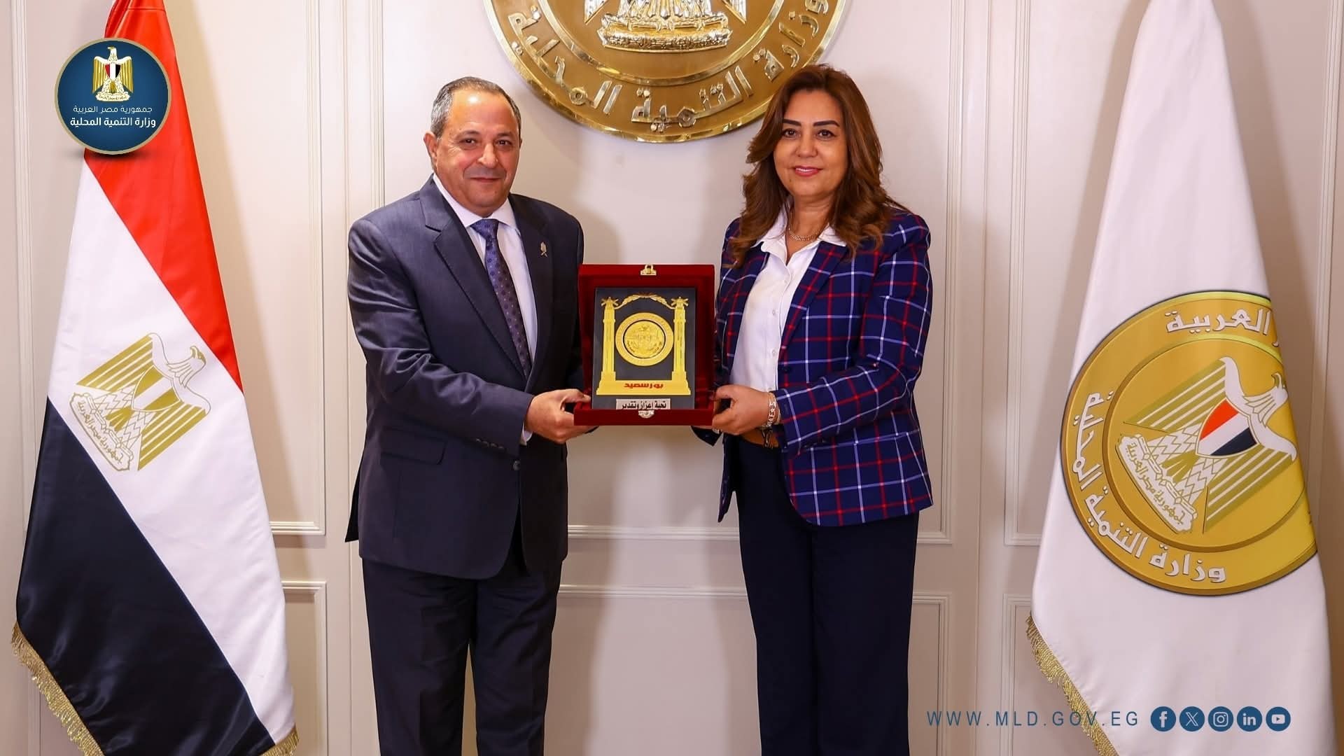 توقيع عقد جديد لتطوير منظومة النظافة في بورسعيد لمدة 10 سنوات