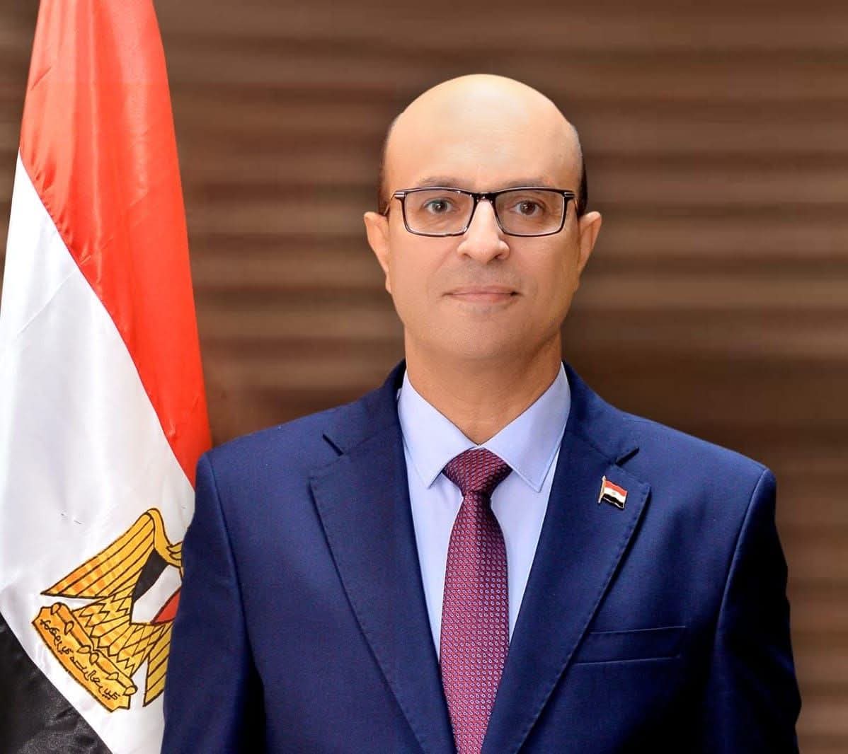 تزامنًا مع احتفا  جامعة أسيوط تجدد التزامها بمواصلة مسيرة الإنجازات بدعم القيادة السياسية وتجسيدًا لروح العطاء والبناء  