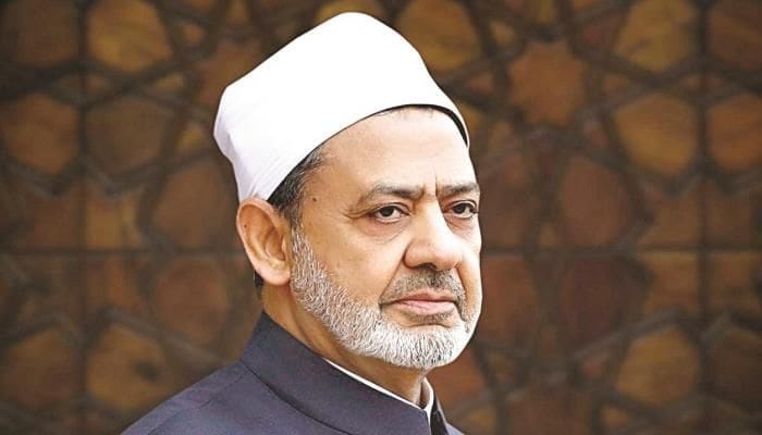 الأزهر يطلق تطبيق “القارئ الإلكتروني للمصحف الشريف” لخدمة الطلاب والمعلمين